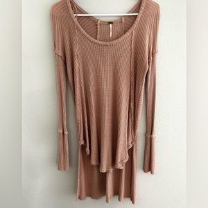 Free People Pink Top LAST CHANCE TO BUY BEFORE TAKEN OFF FEB 1 1:00 pm MT